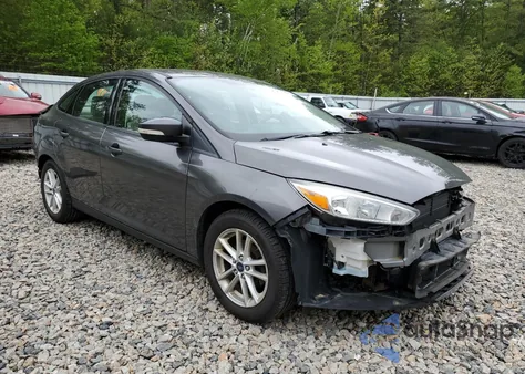 2015 Ford Focus Se z USA, uszkodzony, nr VIN 1FADP3F28FL251692